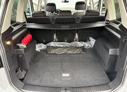 Volkswagen Touran 13