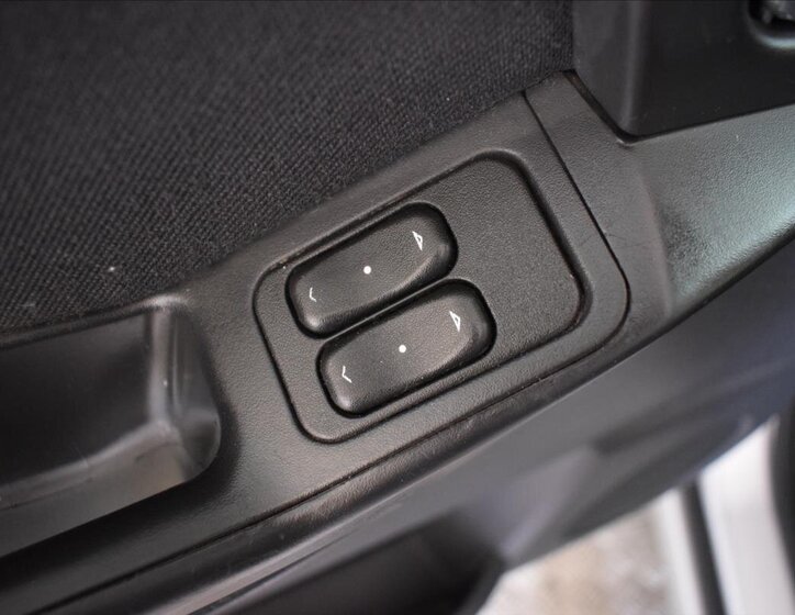 Opel Meriva MPV 1,7 l 74 kw