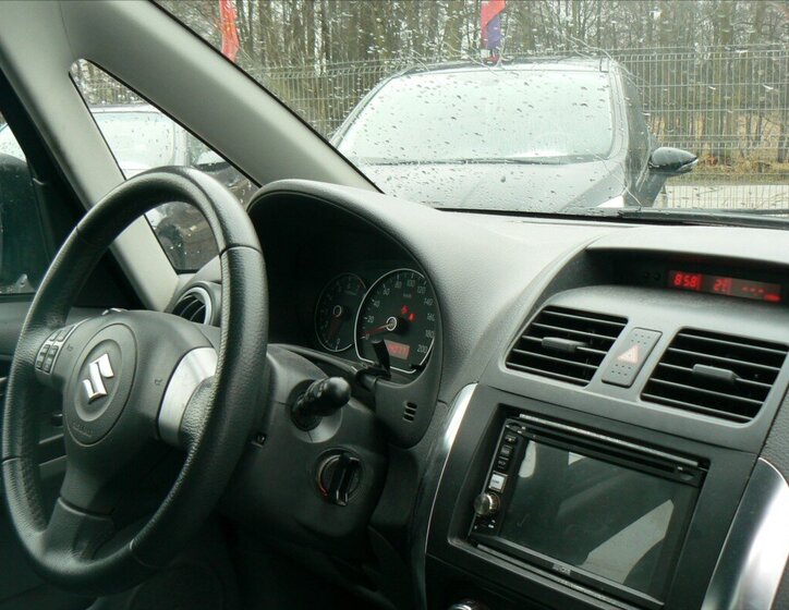 Suzuki SX4 SUV 1,6 l 79 kw