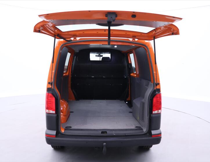 Volkswagen Transporter 9