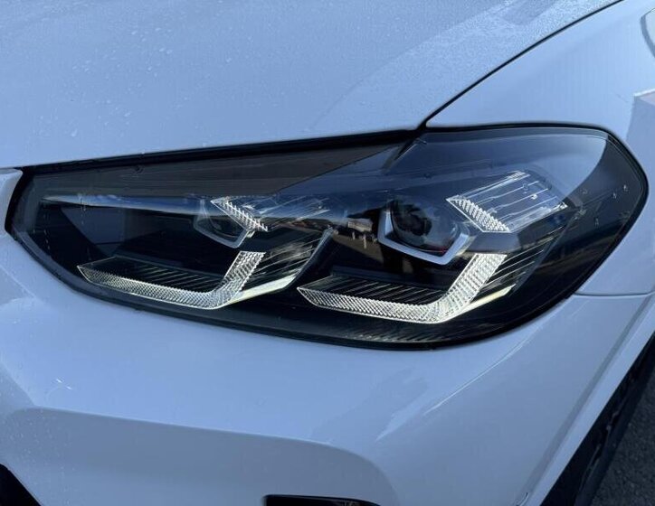 BMW X3 SUV 2,0 l 140 kw