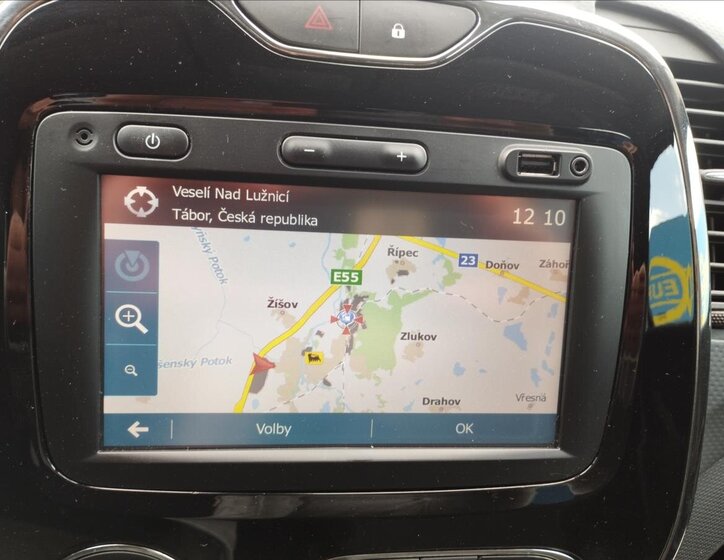 Renault Captur Hatchback 1,5 l 66 kw