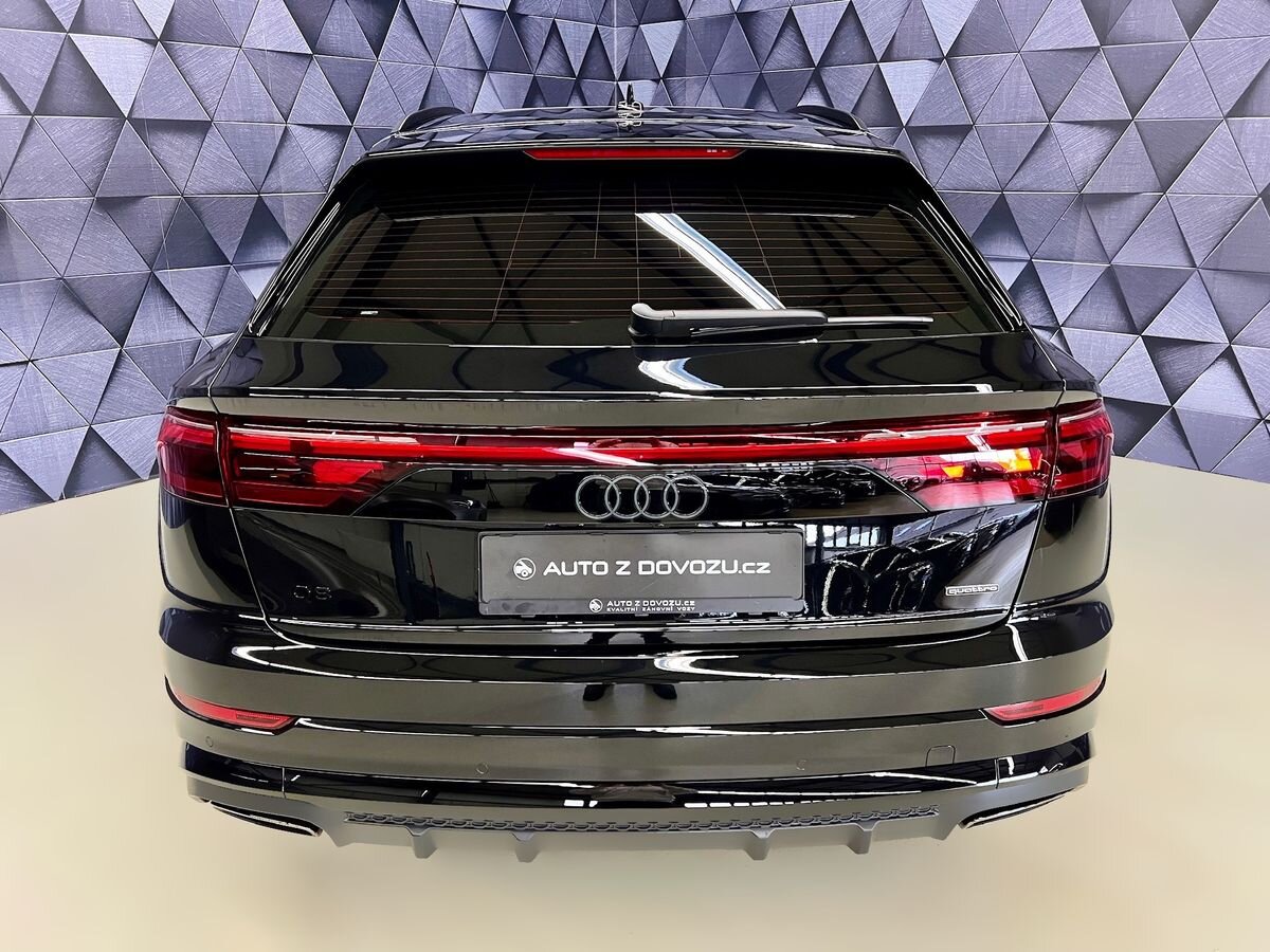 Audi Q8 SUV 3,0 l 210 kw