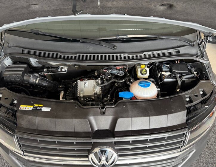 Volkswagen Transporter 22