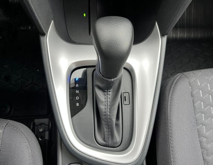 Toyota Yaris Cross SUV 1,5 l 68 kw