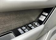 Land Rover Range Rover Velar 16