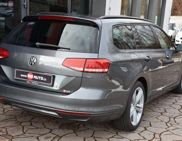 Volkswagen Passat Kombi 2,0 l 110 kw