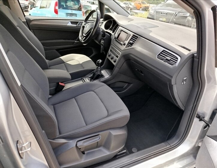 Volkswagen Golf Sportsvan 29