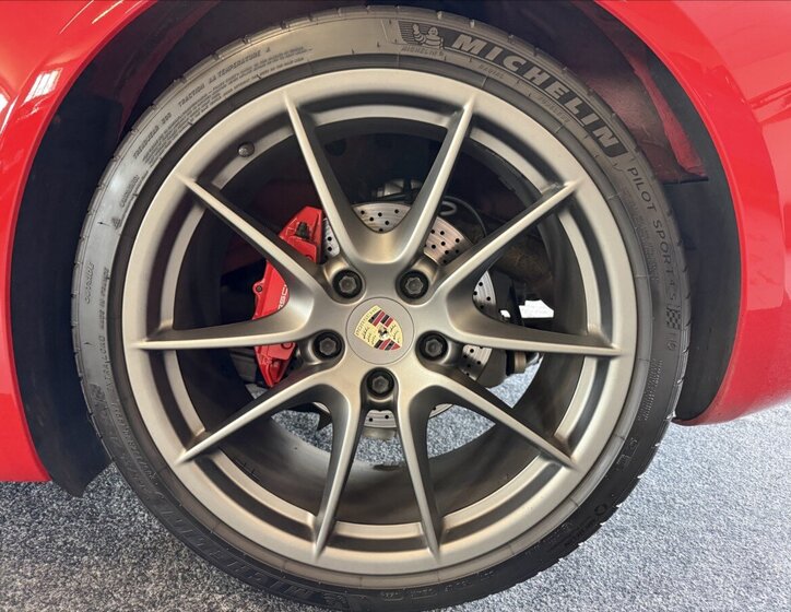 Porsche Cayman Kupé 3,4 l 239 kw