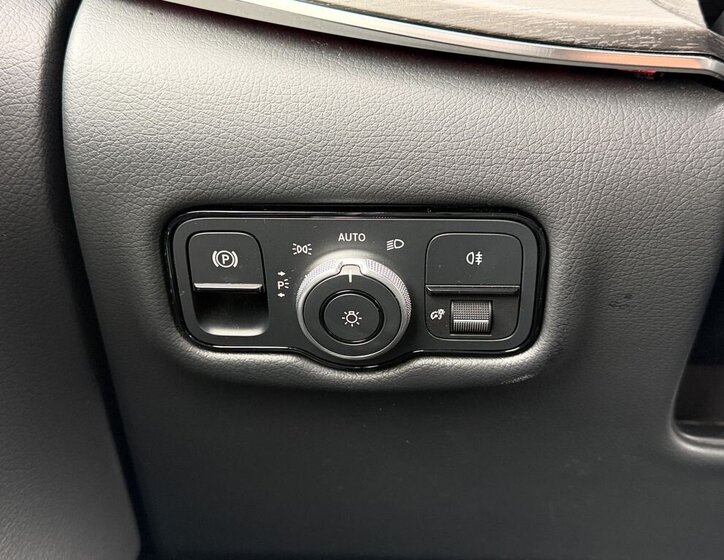 Mercedes-Benz Třídy V MPV 2,0 l 174 kw