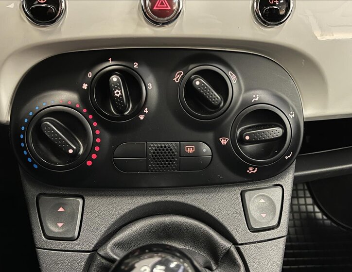 Fiat 500 Hatchback 1,2 l 51 kw