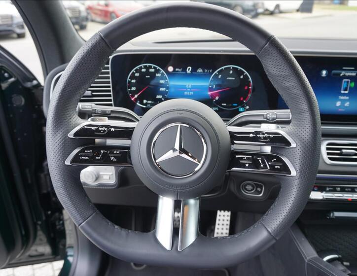 Mercedes-Benz GLS 16