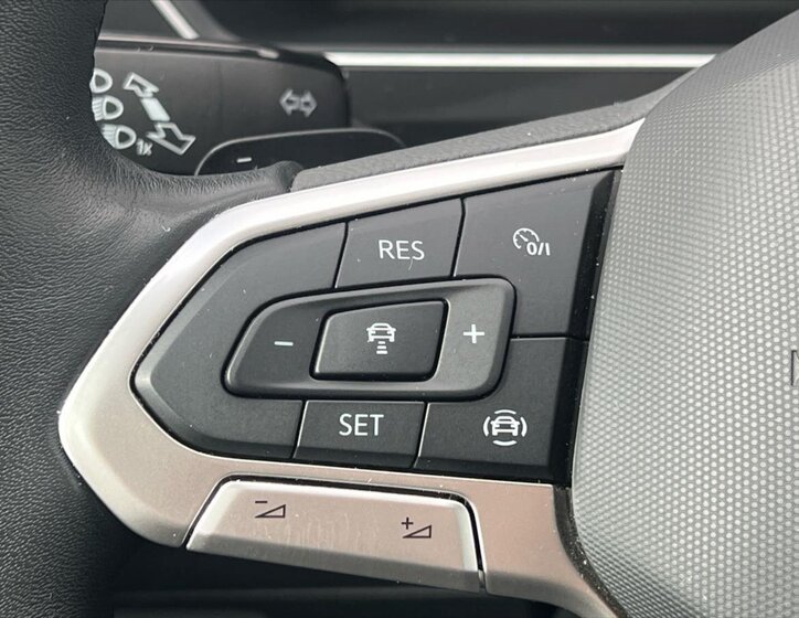 Volkswagen Tiguan SUV / Terénní 1,5 l 110 kw