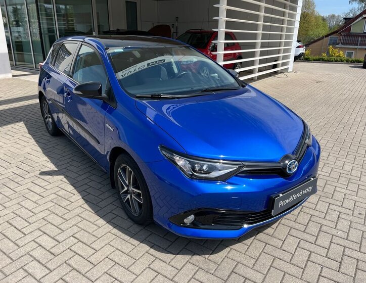 Toyota Auris Hatchback 1,8 l 73 kw