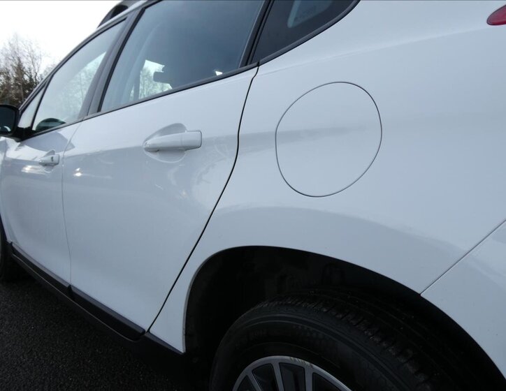 Peugeot 2008 SUV 1,2 l 60 kw