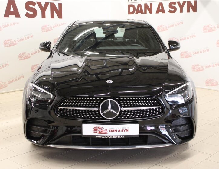 Mercedes-Benz Třídy E 2