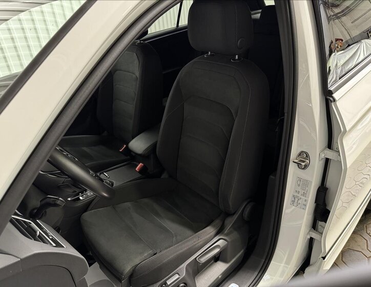 Volkswagen Tiguan 32