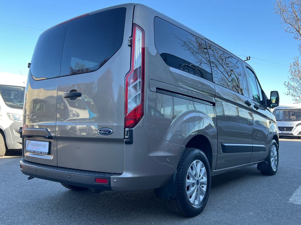 Ford Transit Custom Kombi 2,0 l 96 kw