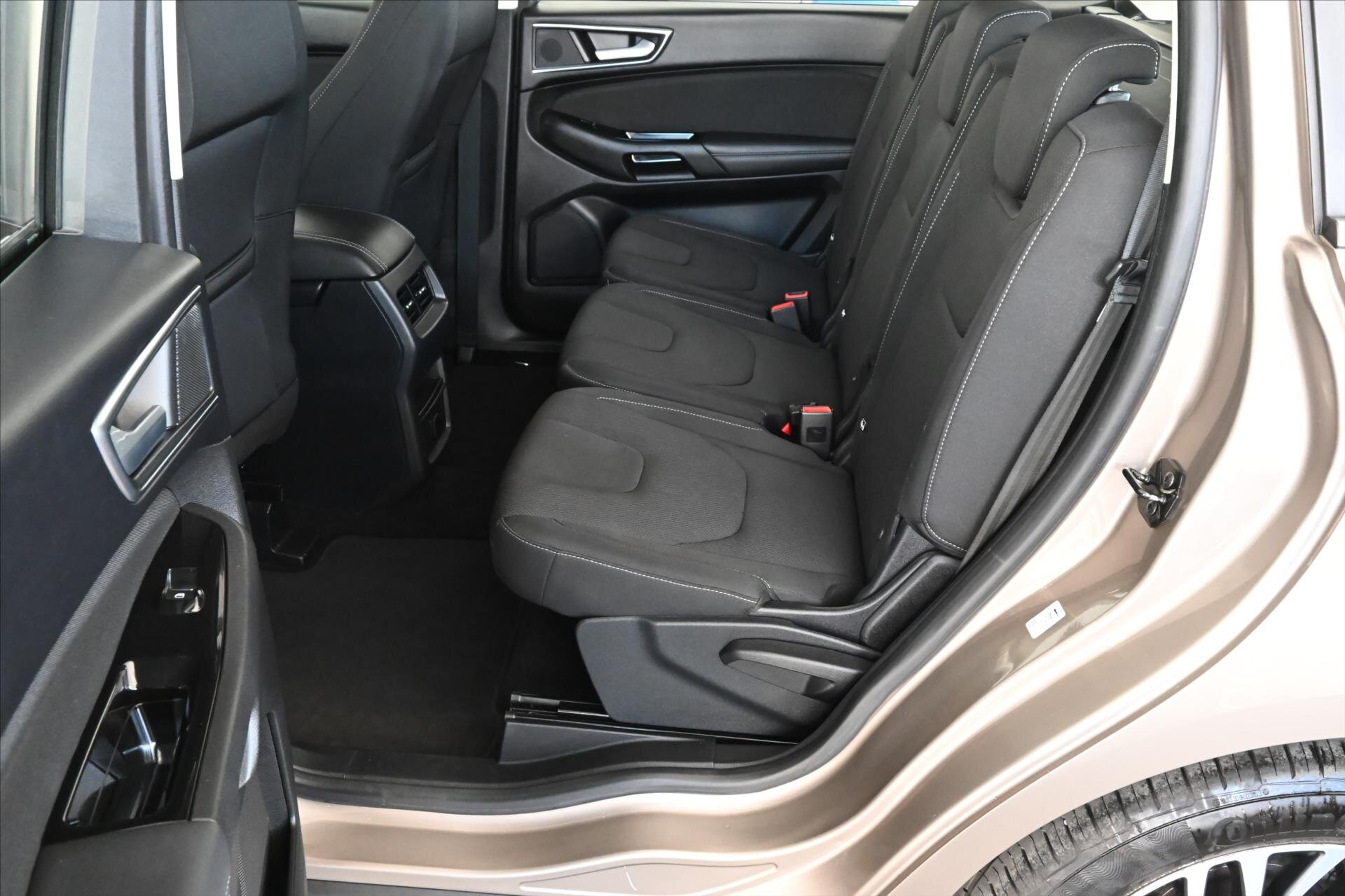 Ford S-MAX MPV 2,0 l 110 kw