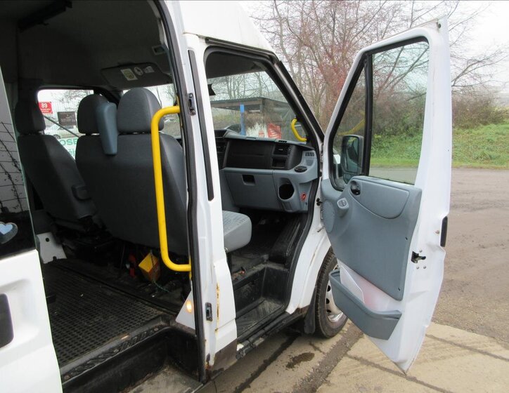 Ford Transit 29