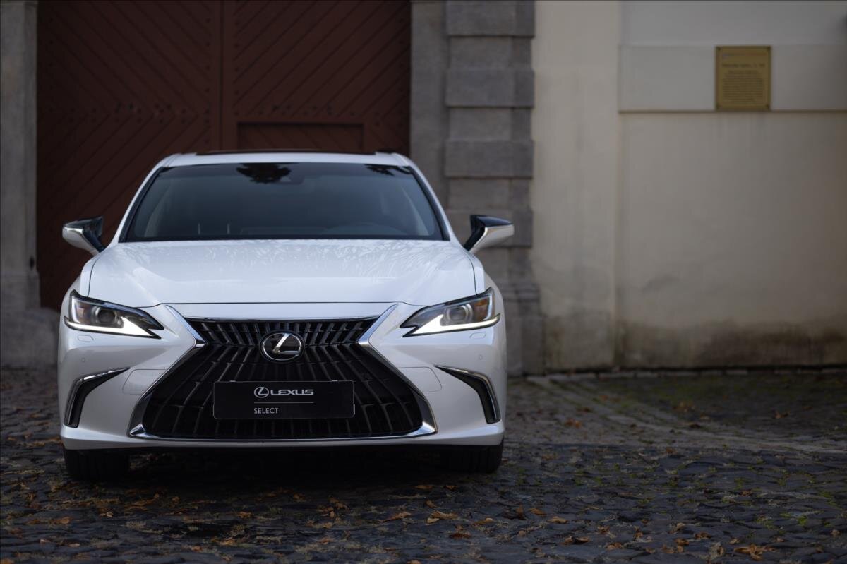 Lexus ES 300h