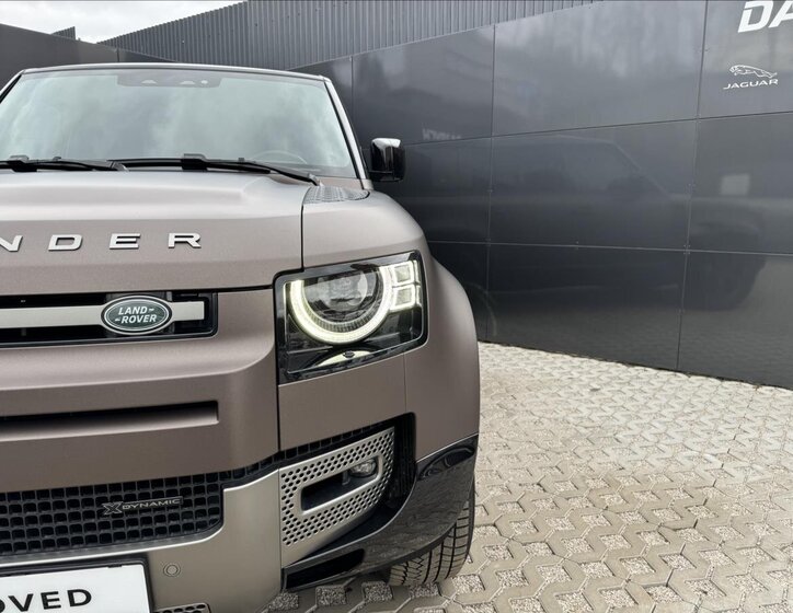 Land Rover Defender Ostatní 3,0 l 221 kw