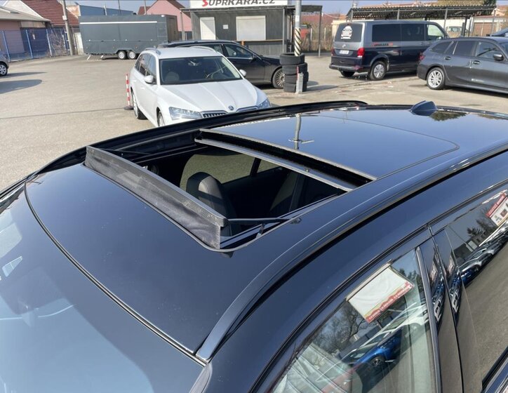 BMW Řada 3 Kombi 2,0 l 215 kw