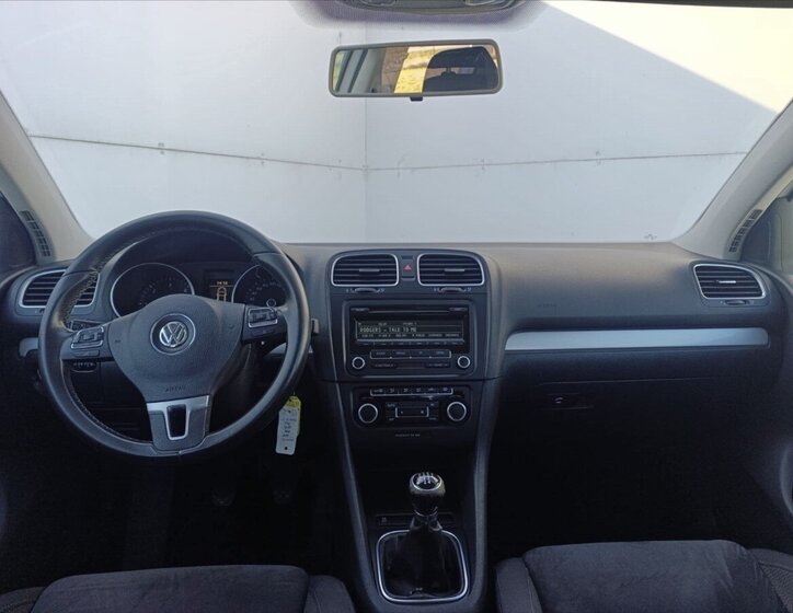 Volkswagen Golf Hatchback 1,6 l 77 kw