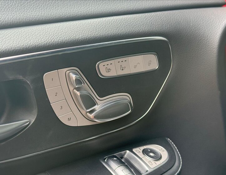 Mercedes-Benz Třídy V MPV 2,0 l 174 kw