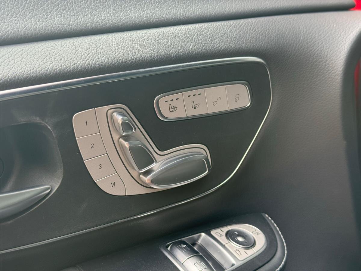 Mercedes-Benz Třídy V MPV 2,0 l 174 kw