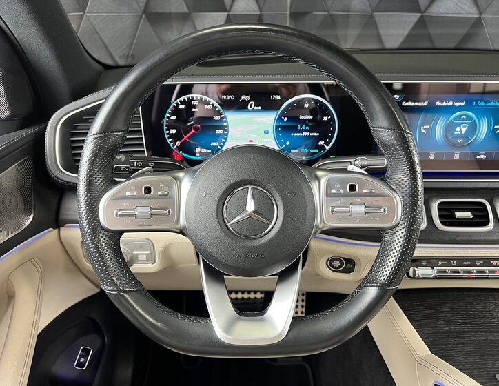 Mercedes-Benz GLS SUV / Terénní 4,0 l 360 kw