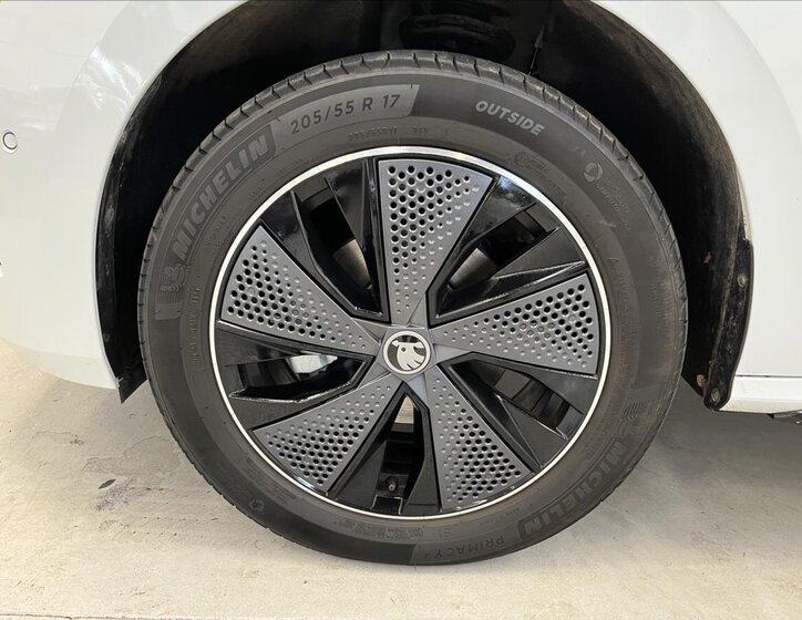 Škoda Kamiq SUV / Terénní 1,5 l 110 kw