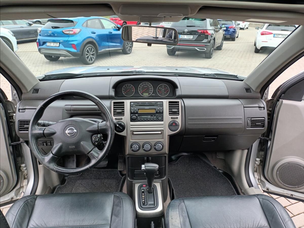 Nissan X-Trail SUV / Terénní 2,5 l 121 kw