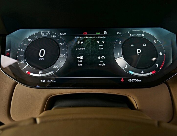 Land Rover Range Rover SUV 4,4 l 390 kw