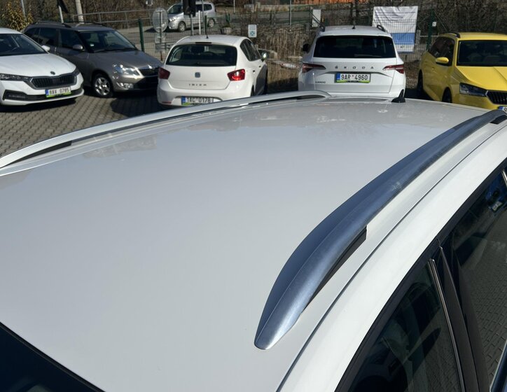 Volkswagen Golf Kombi 2,0 l 110 kw