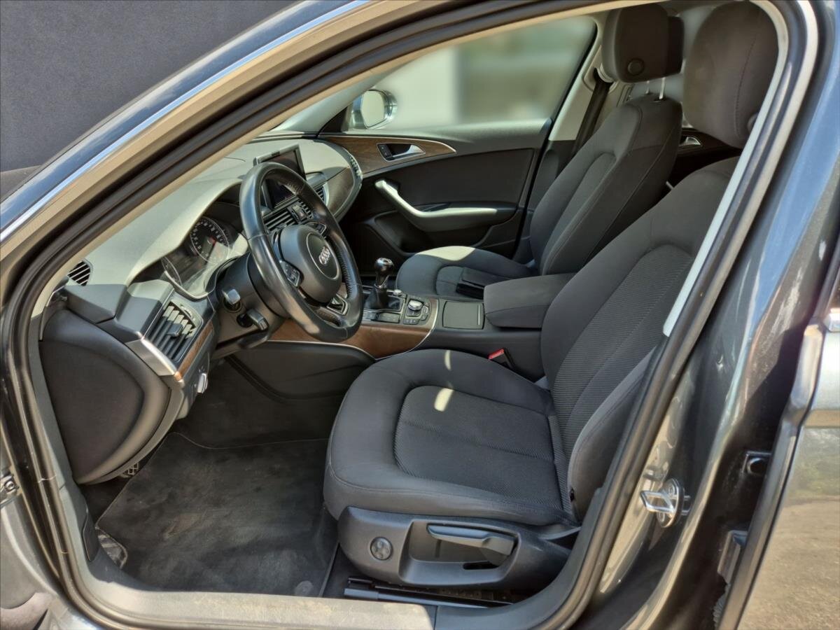 Audi A6 Sedan / Limuzína 2,8 l 150 kw