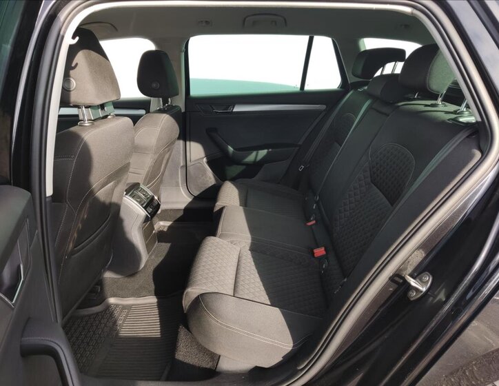 Škoda Superb Kombi 1,4 l 110 kw