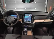 Volvo XC90 SUV / Terénní 2,0 l 228 kw