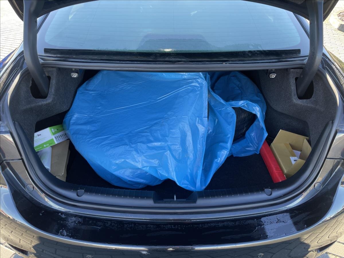 Mazda 6 Sedan 2,0 l 121 kw