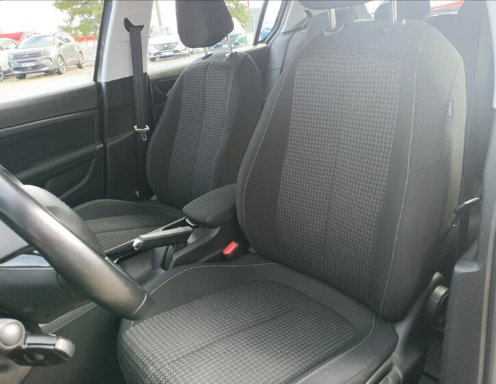 Peugeot 308 Hatchback 1,2 l 81 kw