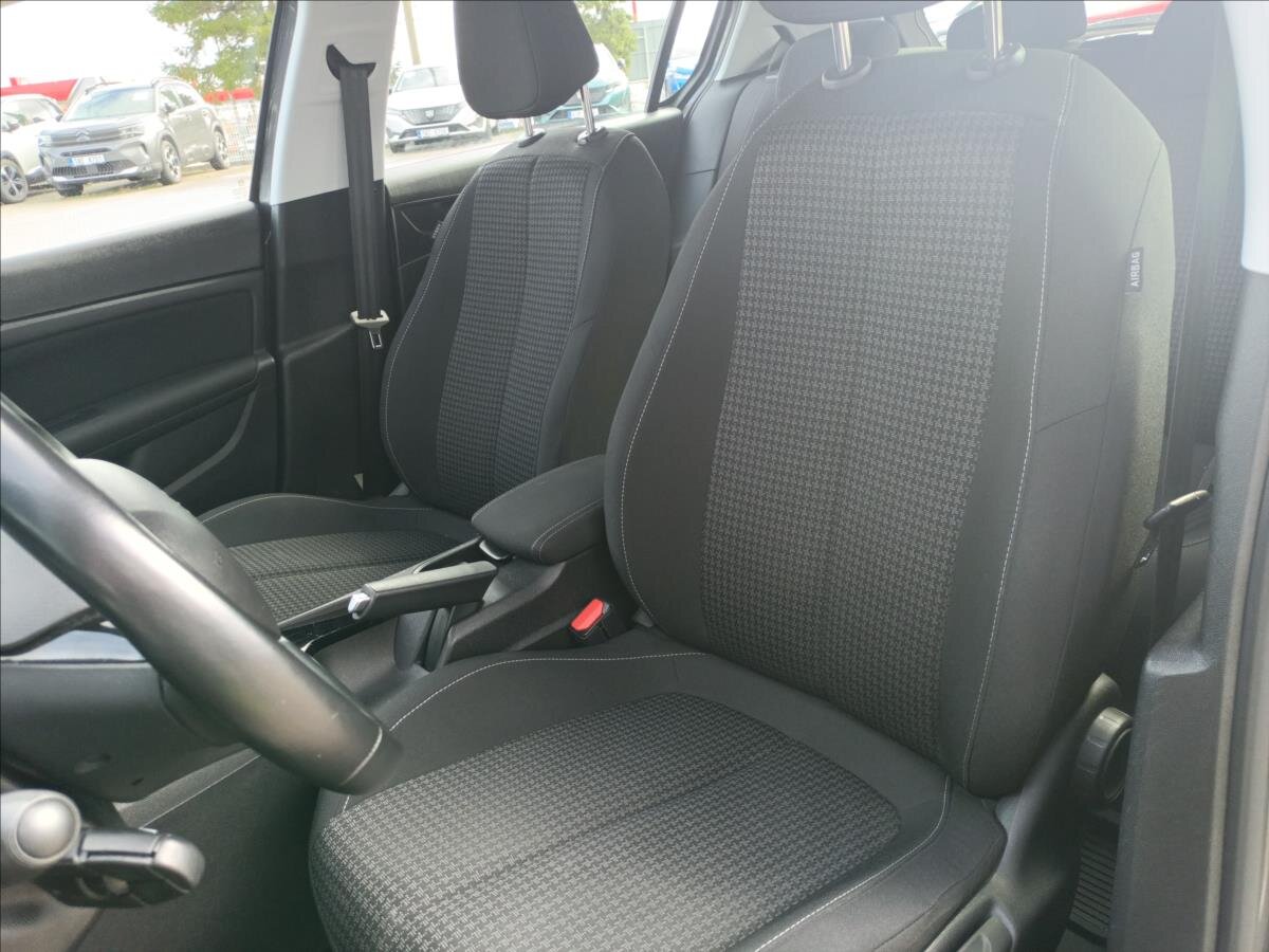 Peugeot 308 Hatchback 1,2 l 81 kw