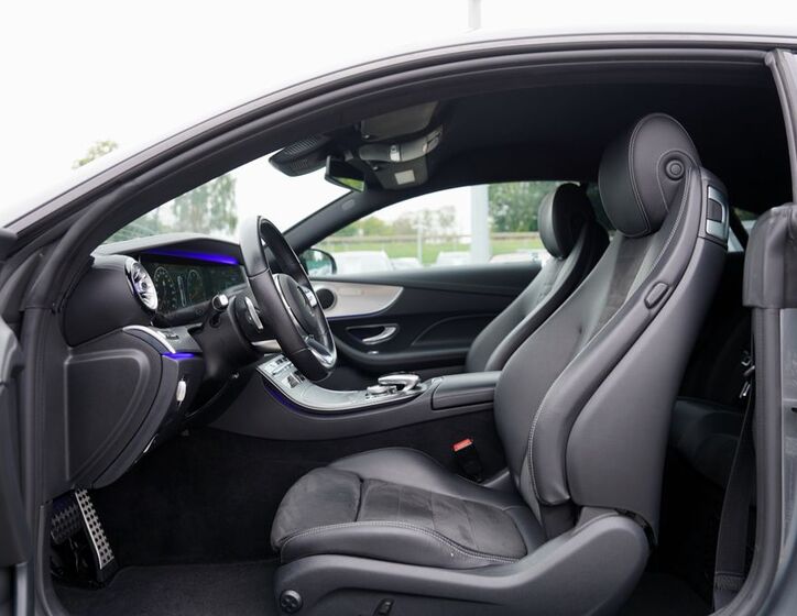 Mercedes-Benz Třídy E 18