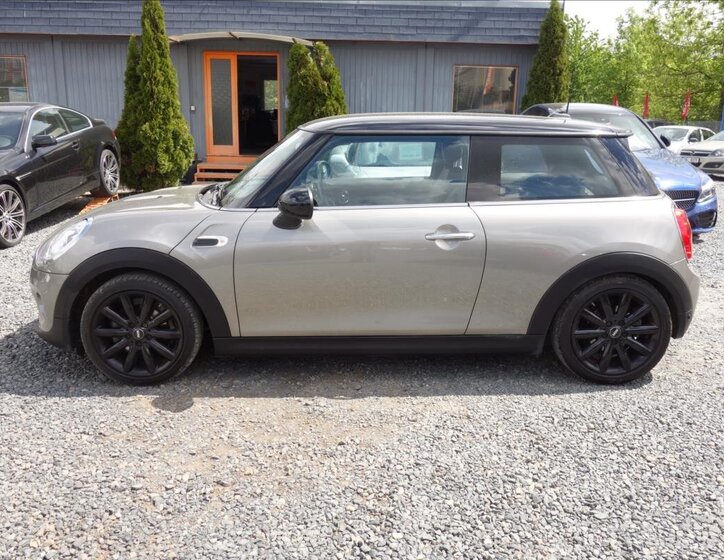 Mini Cooper Hatchback 1,5 l 100 kw