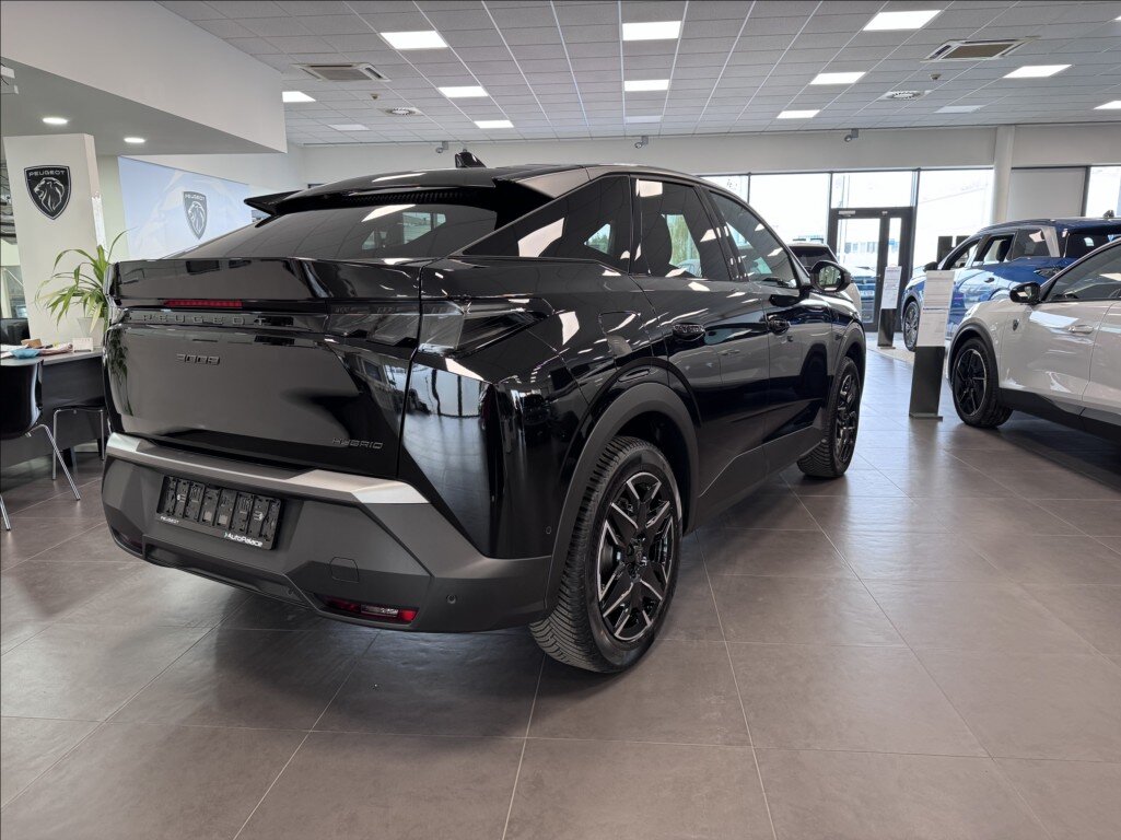 Peugeot 3008 SUV / Terénní 1,2 l 107 kw