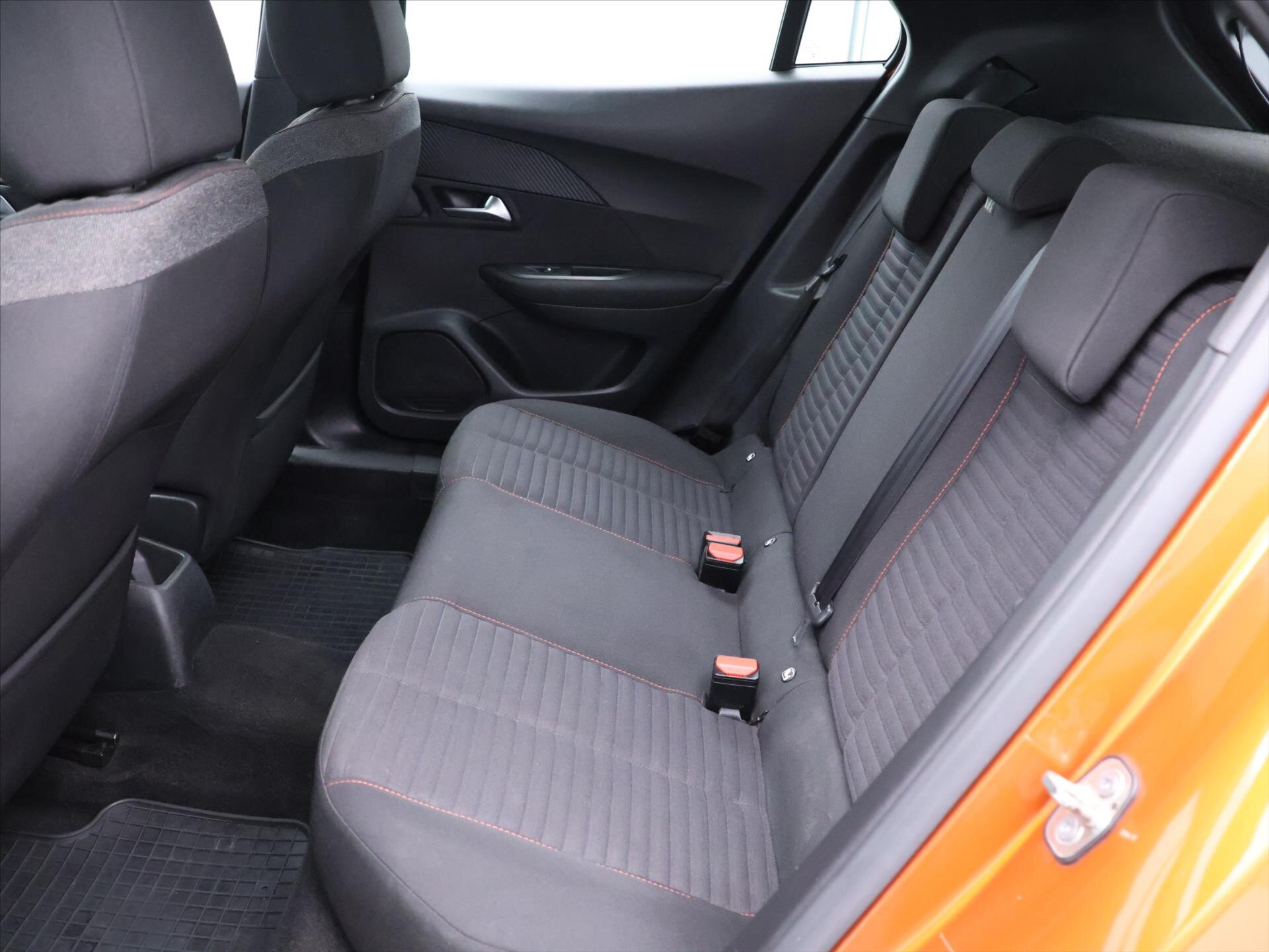 Peugeot 2008 SUV / Terénní 1,2 l 96 kw