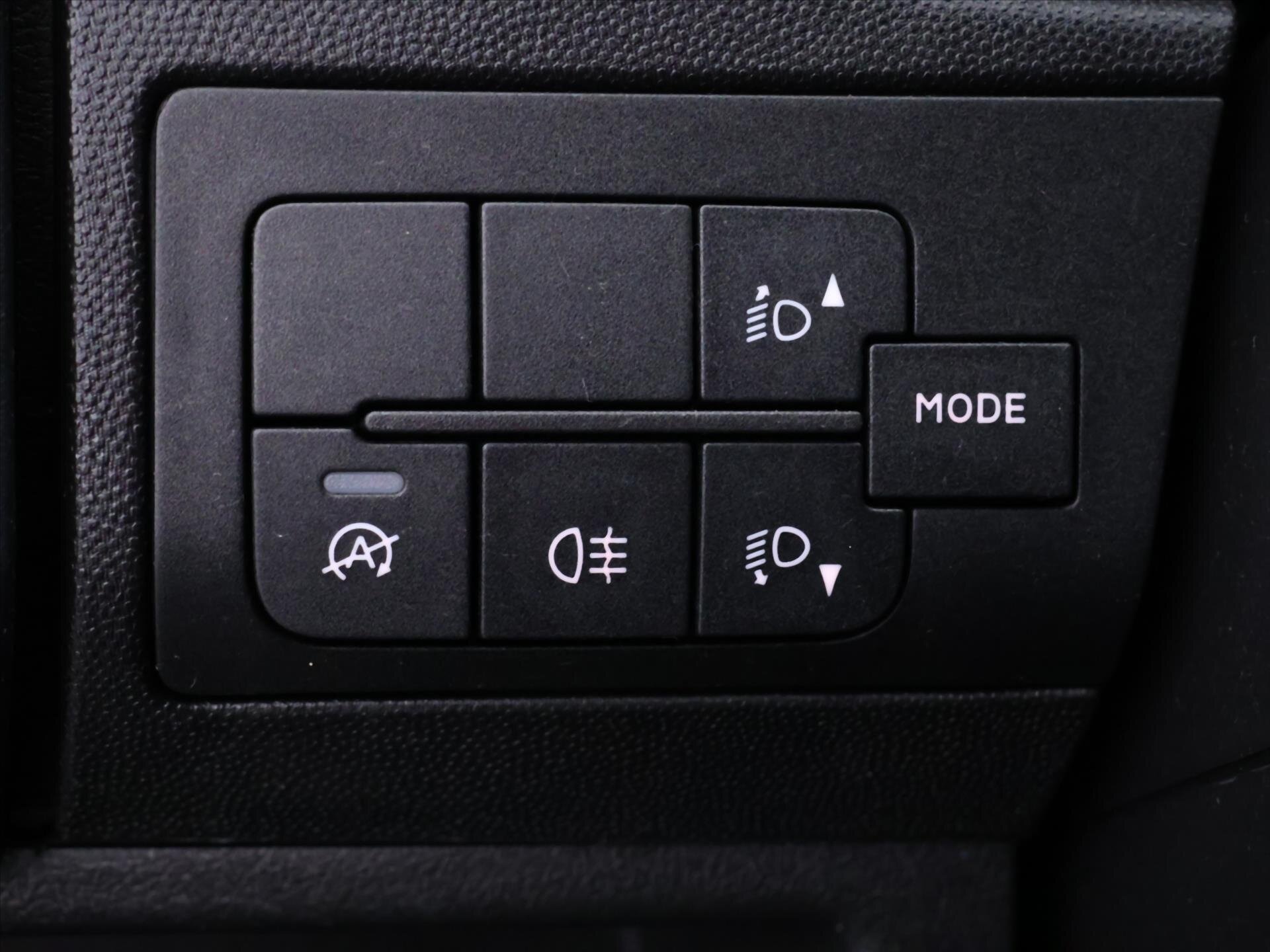 Peugeot Boxer Skříň 2,2 l 121 kw