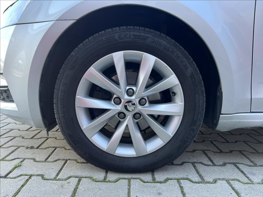 Škoda Octavia Kombi 1,6 l 85 kw