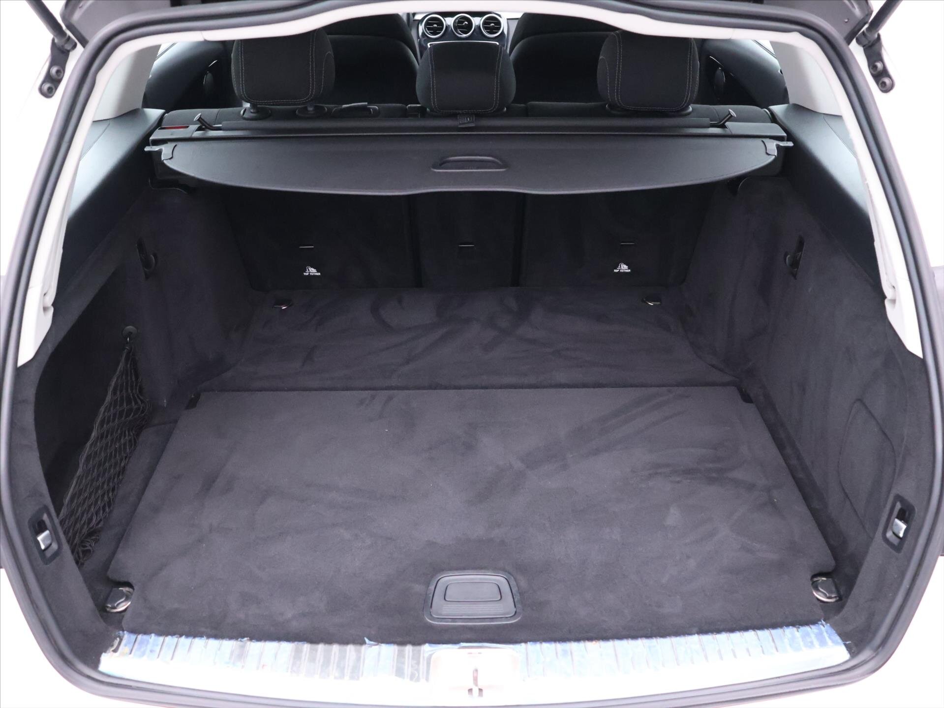 Mercedes-Benz Třídy C Kombi 2,1 l 100 kw