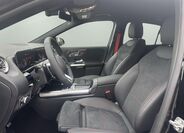 Mercedes-Benz GLA 13