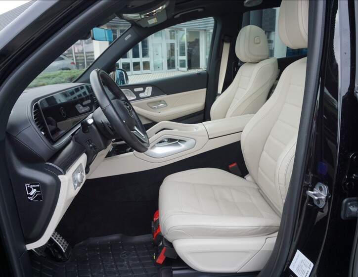 Mercedes-Benz GLS 11